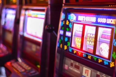 Live betting interface showing game information and match updates